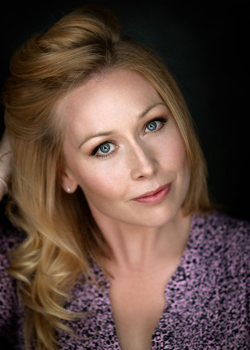 Headshot 8