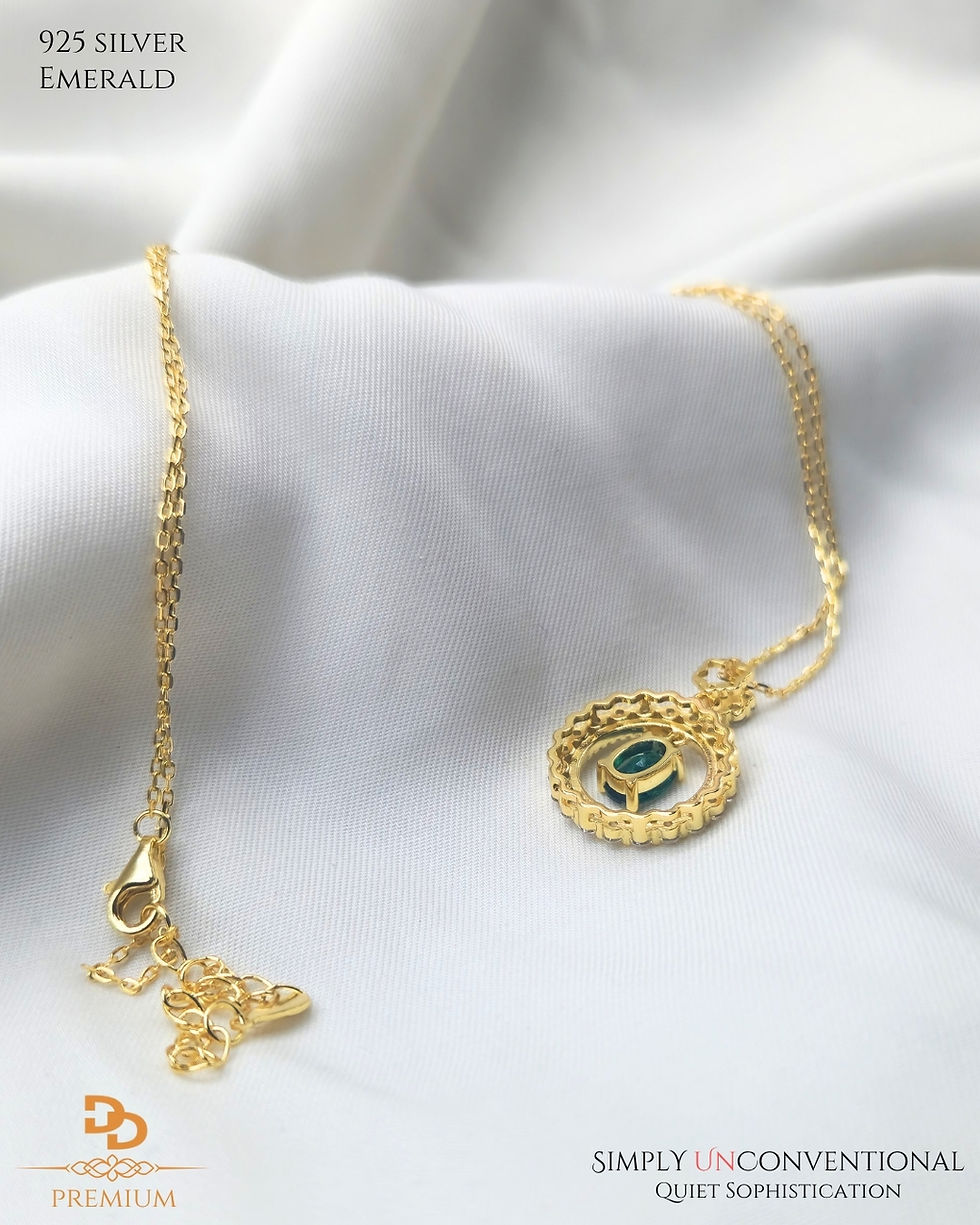 Thumbnail: Oval Emerald pendant necklace-YG
