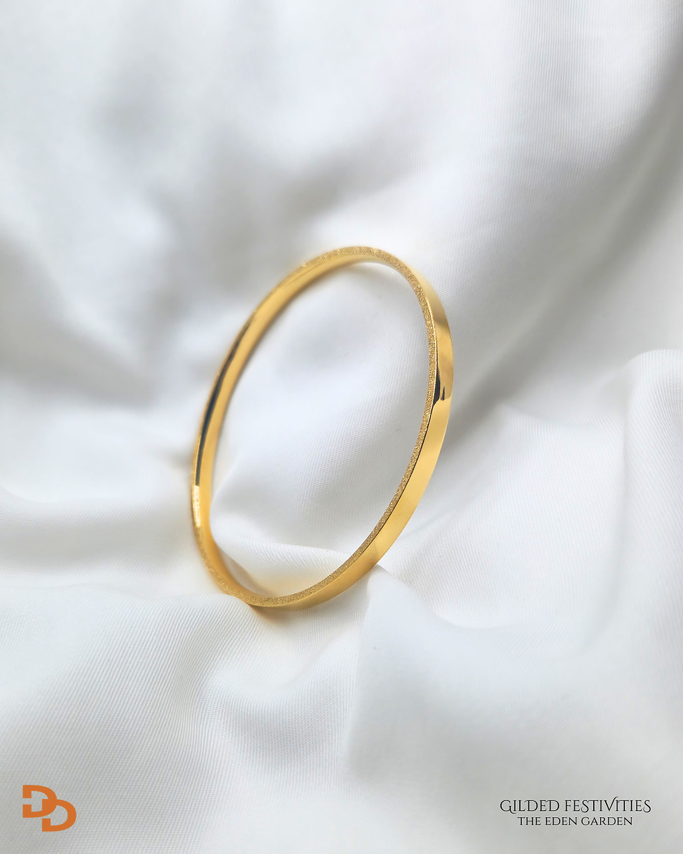 Thumbnail: Taisha flat bangle