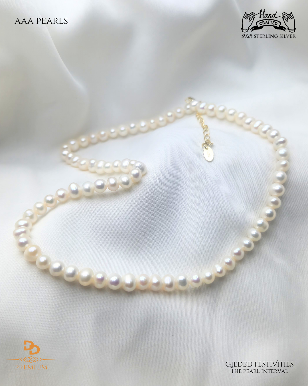 Perline pearl necklace