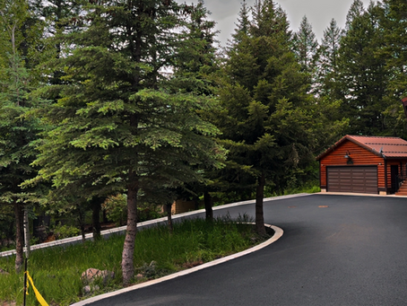 Why Choosing an Experienced Contractor for Your Driveway Saves You Money