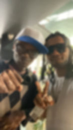 1F291880-DC88-4BBE-888C-1F19071286F9