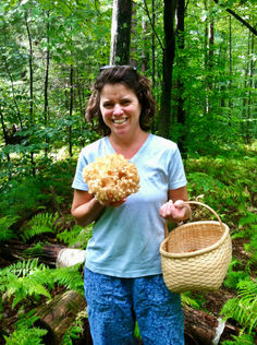 Mel with a cauliflower mushroom in Purney 2013.jpeg
