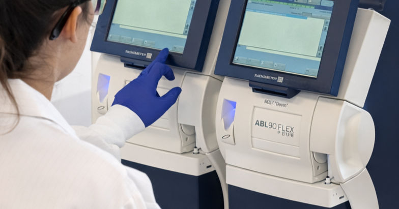 Laboratory analysis of arterial blood sample using co-oximetry to determine SaO₂ transfer standard during pulse oximetry validation study.