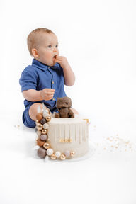 Barnsley | Birthday | Cake Smash | Photographer | Studio Photography Barnsley | Smash Cake Photos Barnsley | Birthday Photos Barnsley | Barnsley Birthday & Cake Smash Photoshoot | Cake Smash Photography Barnsley
