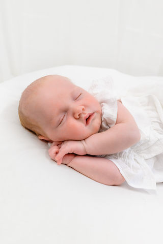 Rotherham Newborn Baby Photoshoot | Newborn Photography | Rotherham | Newborn Photography | Rotherham Newborn Baby | Rotherham Baby Photography | cute newborn girl holding hands