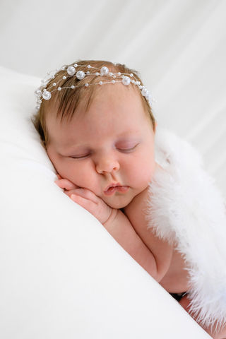 Rotherham Newborn Baby Photoshoot | Newborn Photography | Rotherham | Newborn Photography | Rotherham Newborn Baby | Rotherham Baby Photography | angel wings