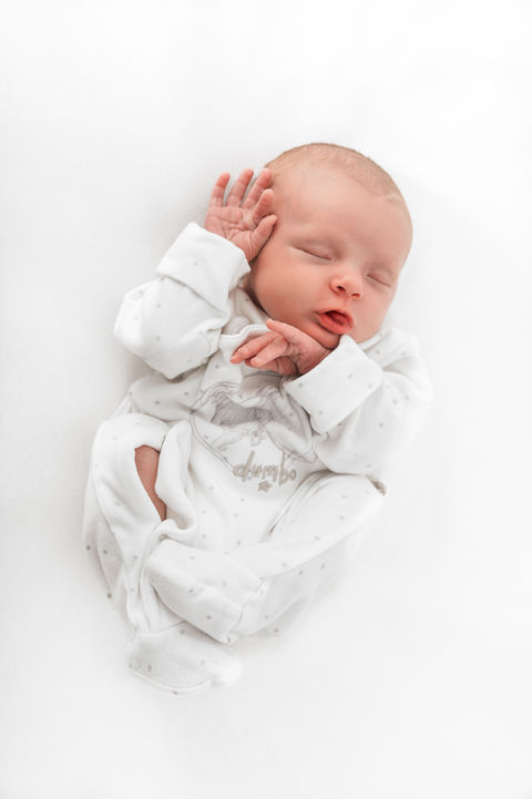 Rotherham and South Yorkshire Newborn and Baby Photographer | Rotherham Newborn Photography | Baby | Maternity | Photoshoot | Sitter | Family | Photographer | Rotherham | South Yorkshire | Pregnancy