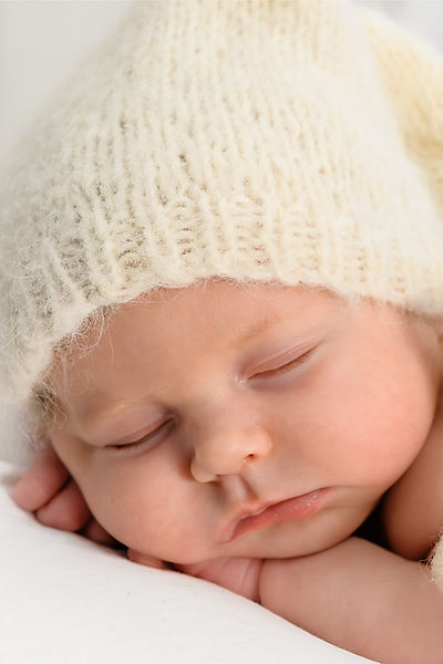 sheffield newborn photographer | newborn photography sheffield | newborn photoshoot sheffield | baby photographer sheffield | baby photoshoot | baby photography | sheffield photographer | baby | newborn | studio | sheffield | sheffield newborn baby photographer