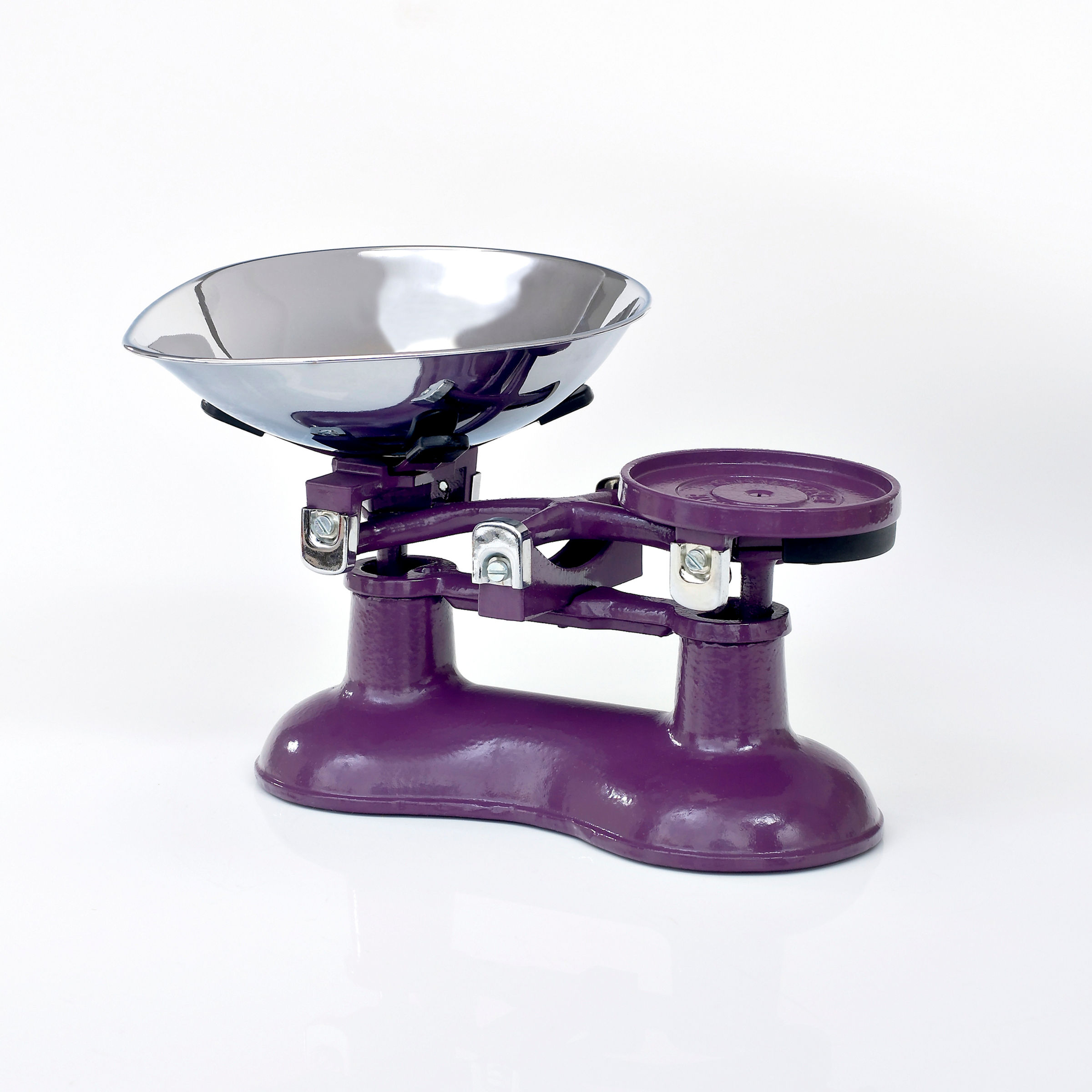 VCW220BY Cast Iron Scales Berry with Chromed Brass fittings
