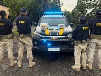 PRF flagra cocaína em formato de pratos e apreende mais de 15 kg na BR-316
