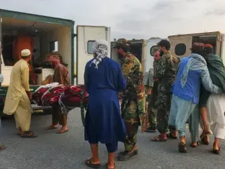 Terremoto de magnitude 6,0 deixa centenas de mortos e feridos no leste do Afeganistão