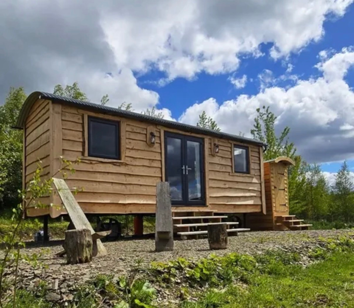 VIP Shepherd's Hut Stay Deposit