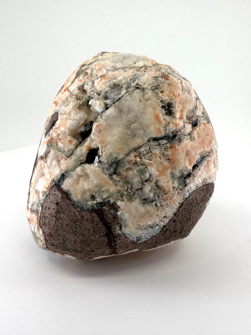 Thumbnail: Green Apophyllite with Stilbite on Heulandite