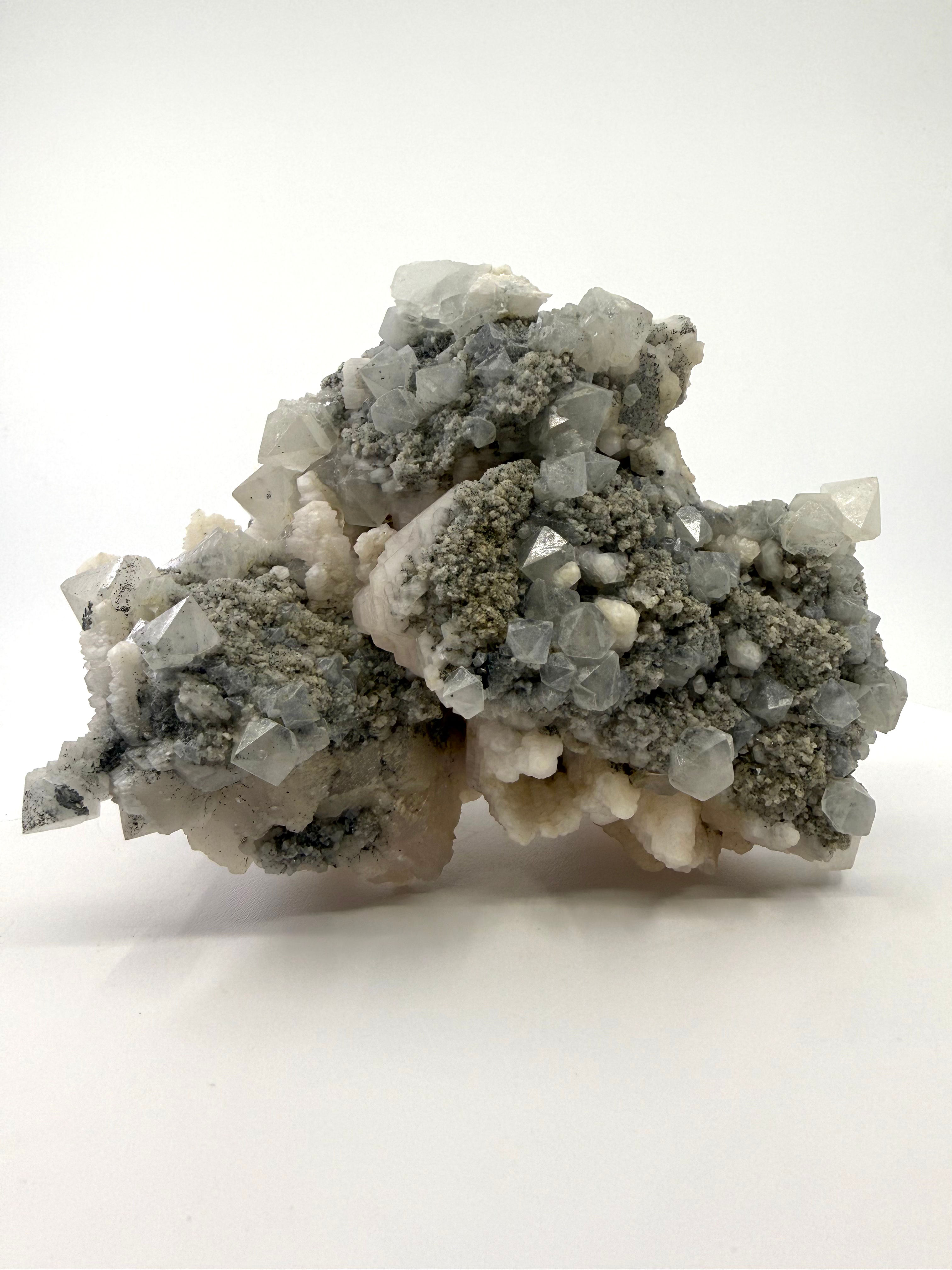 Quartz and Manganoan Calcite