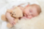 Bébé dort paisiblement