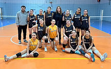 Kız Voleybol Takımımız Sahada !