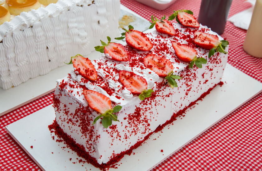 Bolo inteiro de Red Velvet  com Cream Cheese para Festival de Fatias de autoria da Bem Caseirinho SP