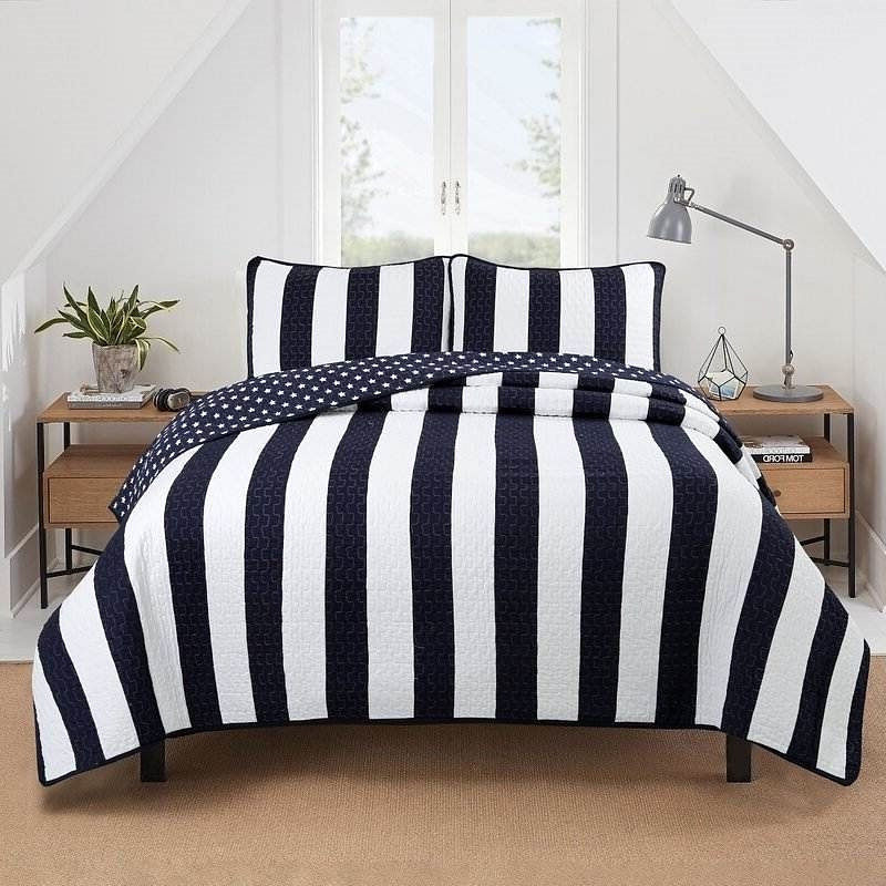 Thumbnail: King 3 Piece Reversible Navy White Stars Stripes 100-Percent Cotton Quilt Set