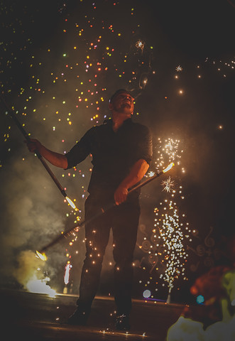 Papuga fireshow solo