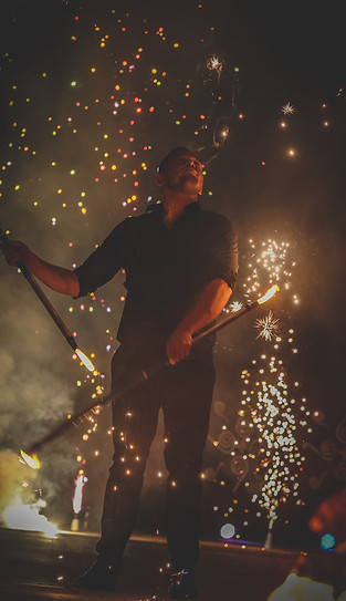 Papuga fireshow solo