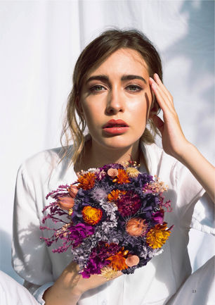 LUCIA CAST: 'LA CHICA DIVINA' - MARZO 2021