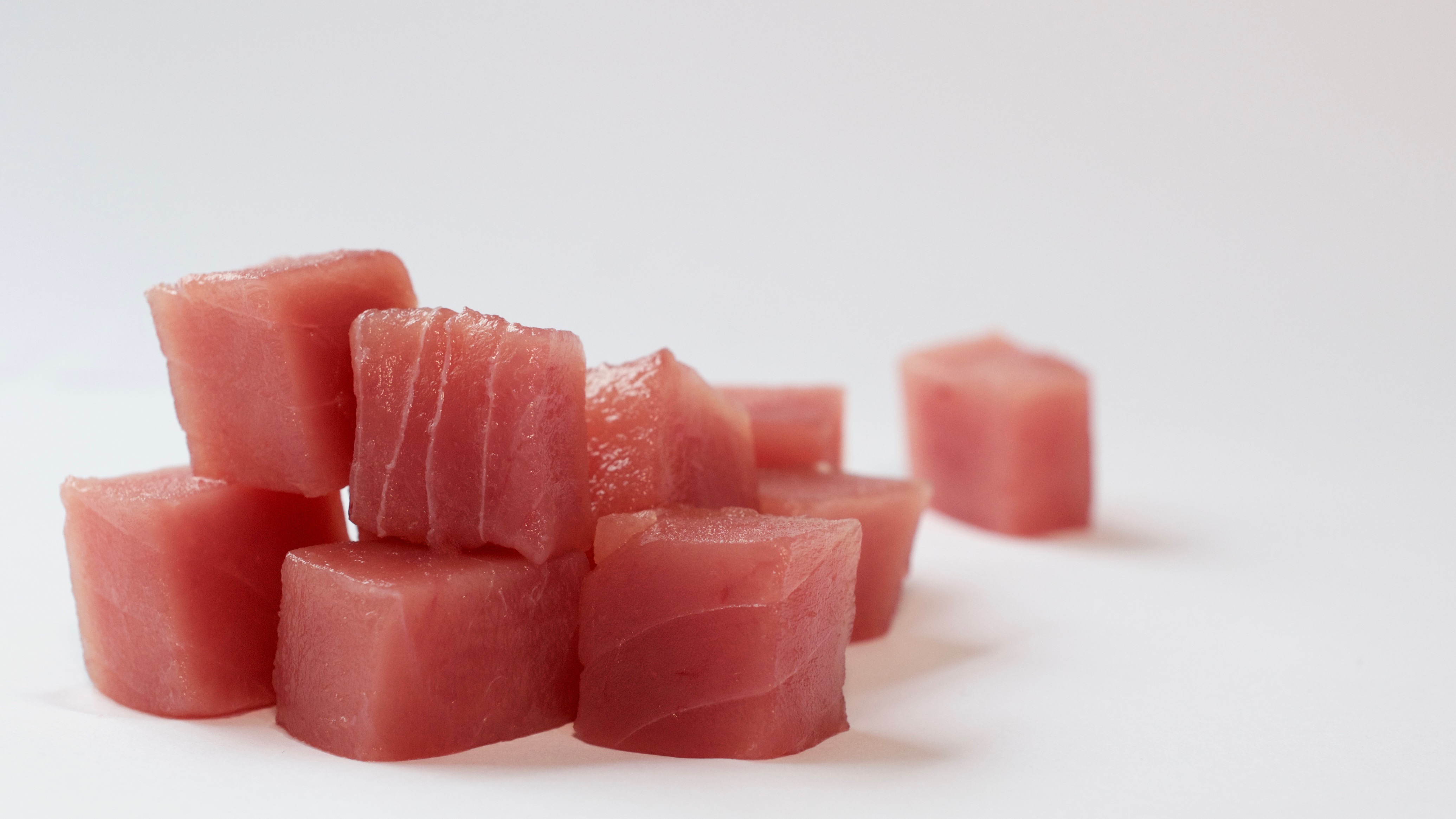 AHI-TUNA