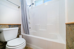 18351 Woods Hill Ln Ramona-30