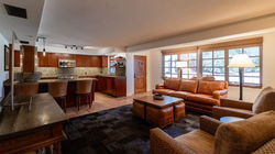 692HorseshoeBS-11-9-24-0373-grifflacey