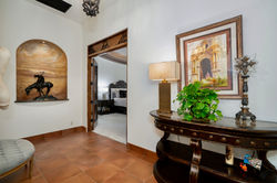 148_6900_via_del_charro_-_98_634