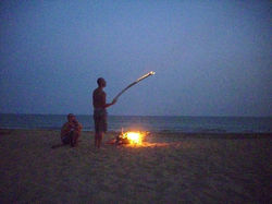 306775_270660189611676_2047437_n