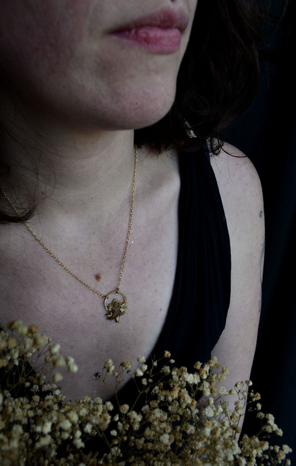 Miniature : Collier coquillage en marqueterie de bois pièce et artisanal