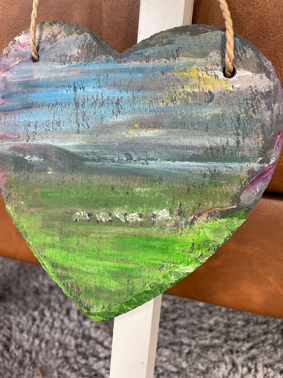 Thumbnail: Slate heart art 