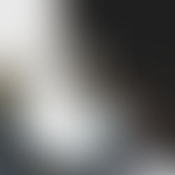 || 一人 ||