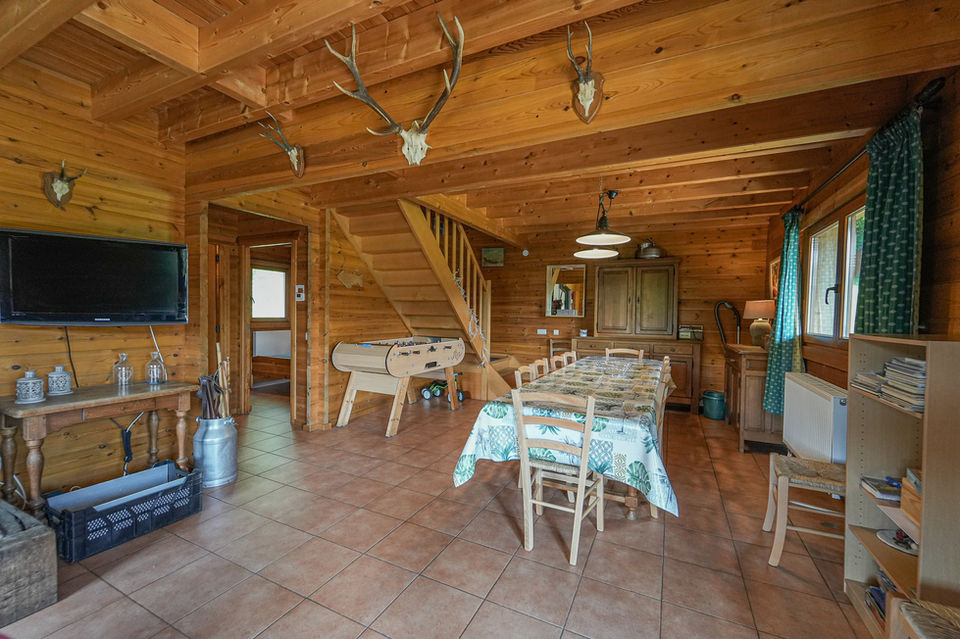 salon, location de vacances près de Bouillon