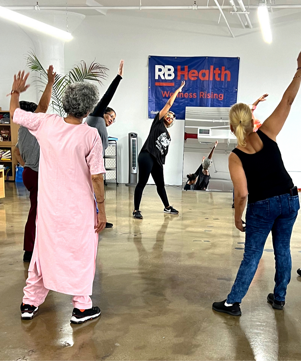 seniors enjoying balance and working on their strength and posture.