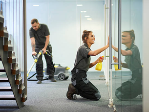 Top 12 Benefits of Professional Commercial Window Cleaning
