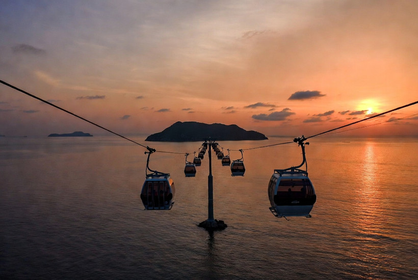 hon thom cable car