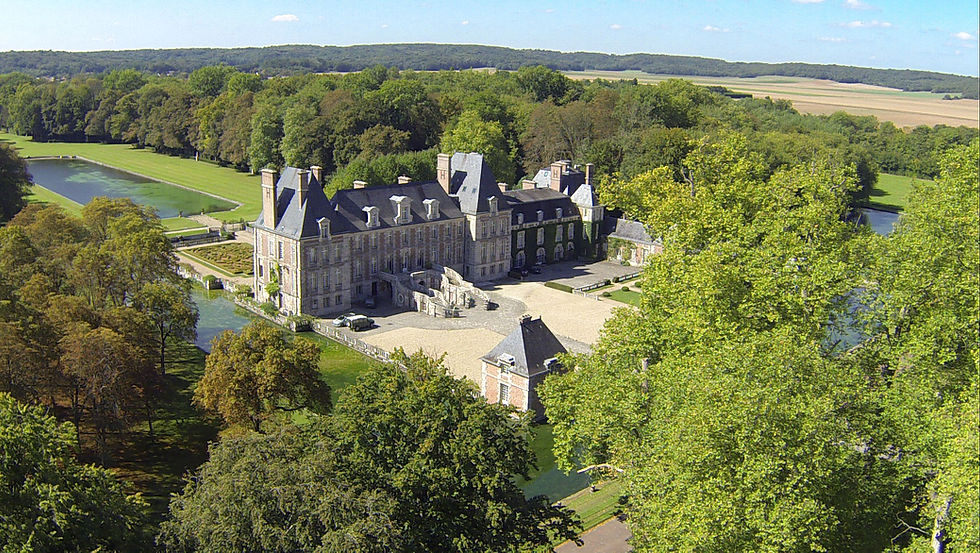 Le Château - Drône Expérience.JPG
