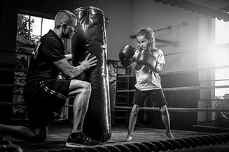 Jugendliche_Training_MMA_BadKissingen_Philipp_Graf_Kampfsport_Kickboxen