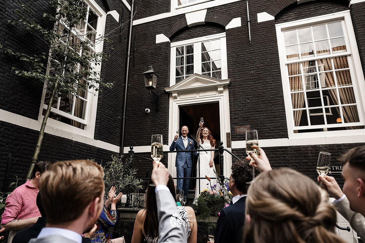 wedding-couple-toast