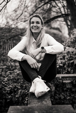 Mini Branding Stories