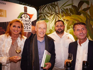 Deutscher Fußballkulturpreis 2024 - „Streich-Konzert“ und die WEINELF beim Fußball-Kulturpreis in Nürnberg