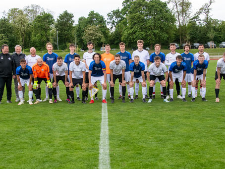 Das auch schon legendäre deutsche Clásico: WEINELF schlägt erneut das Team der Hochschule Geisenheim (FC Campus)