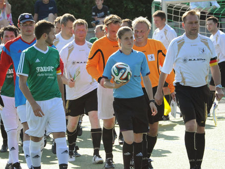 FC CAMPUS VERLIERT 3:7 GEGEN EUROPAMEISTER WEINELF DEUTSCHLAND