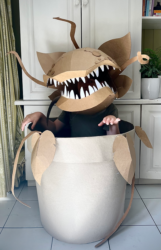 DIY CARDBOARD MAN-EATING PLANT COSTUME