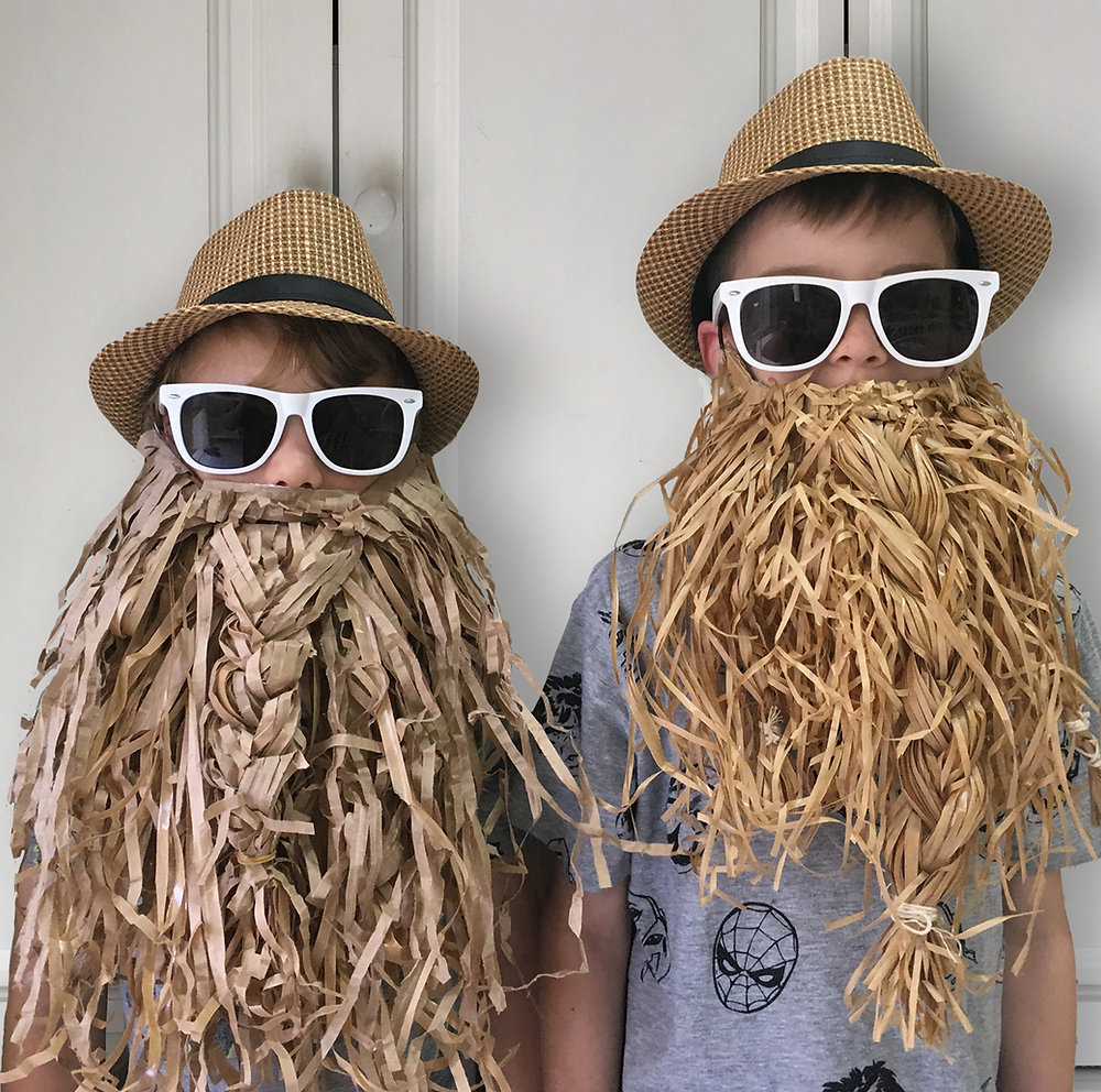 DIY Paper Beard Costume diy-paper-beard-costume