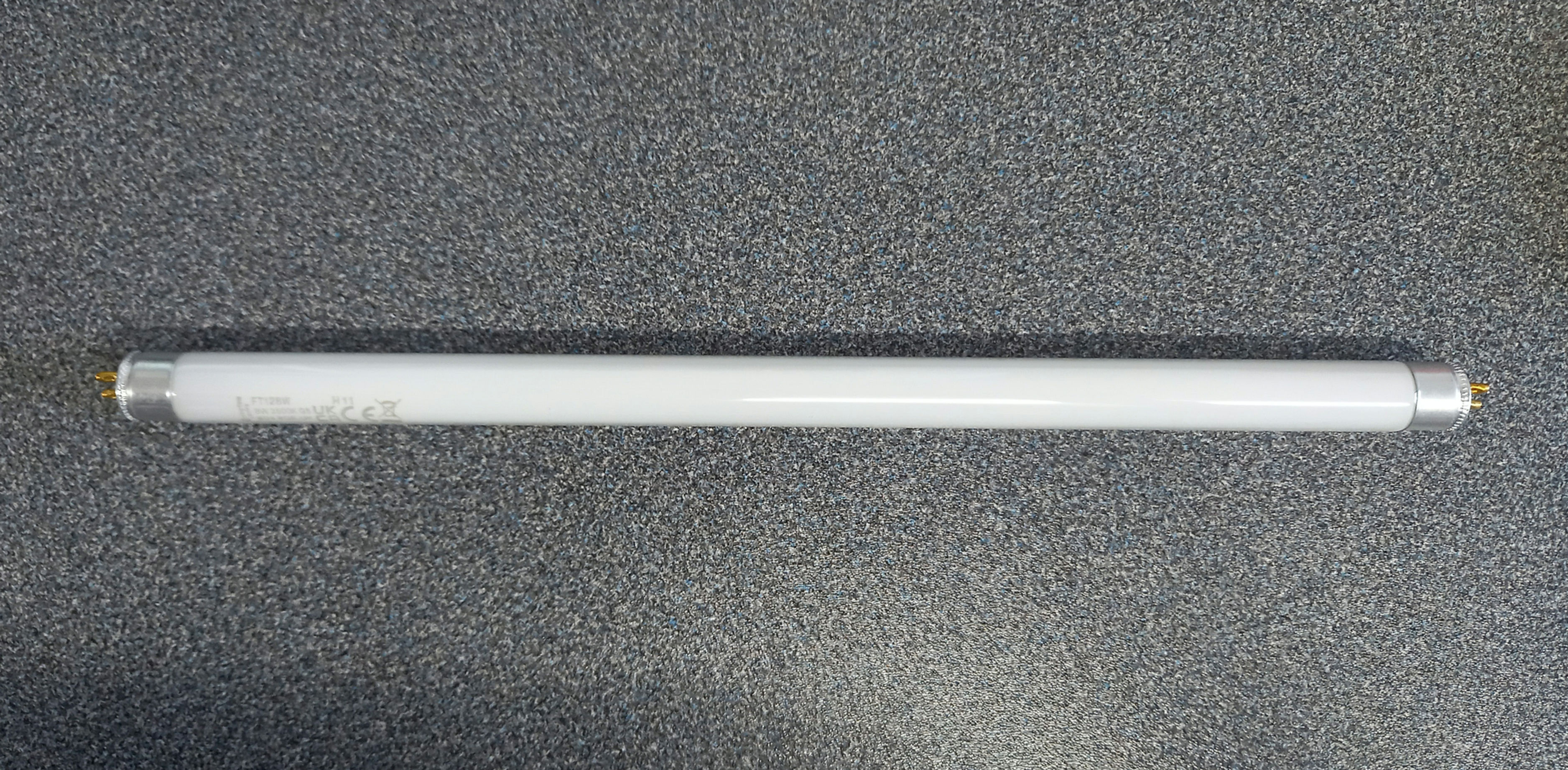 8w 12v Warm White Fluorescent Tube