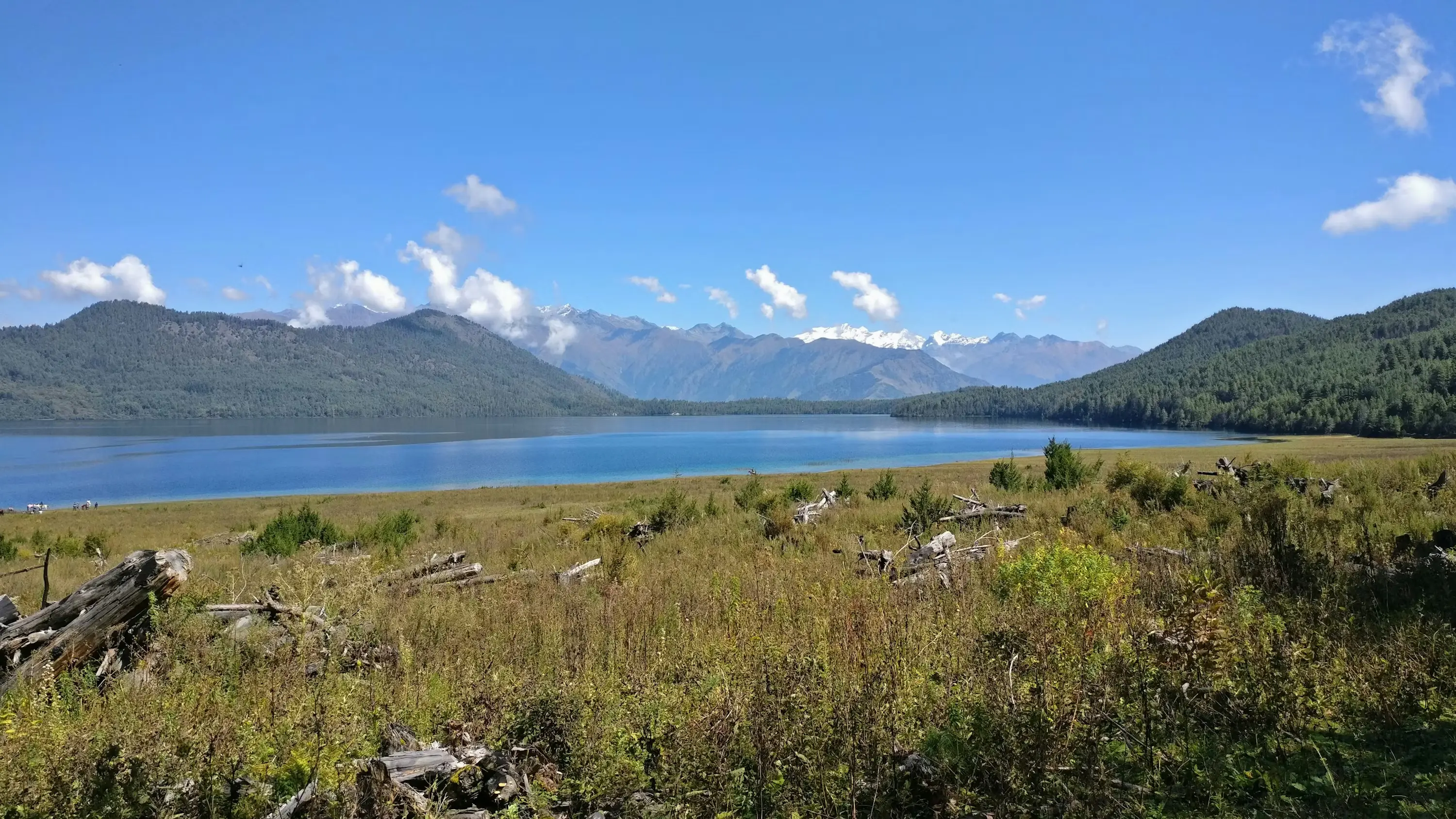 rara lake during summer