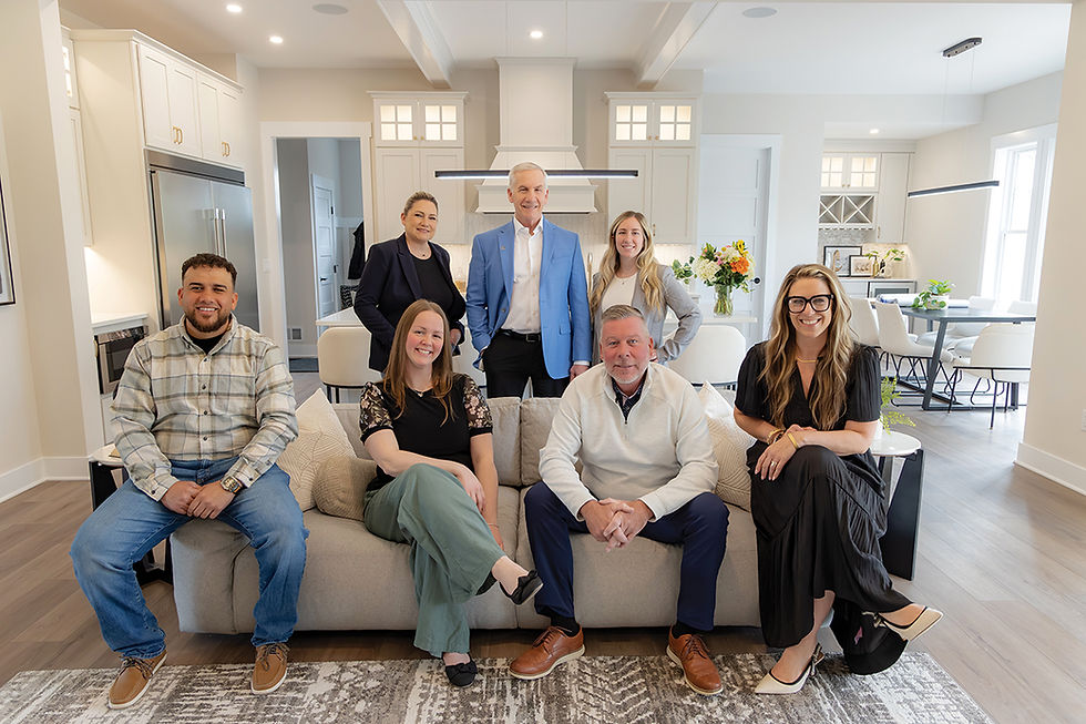 The Rick Borrelli Team: Jenna Chinappi, Richard Borrelli, Hayley Borrelli // The Kelly Homes Team: Miguel Quinones, Lindsay Pundt, Doug Sample, Gisella Young
